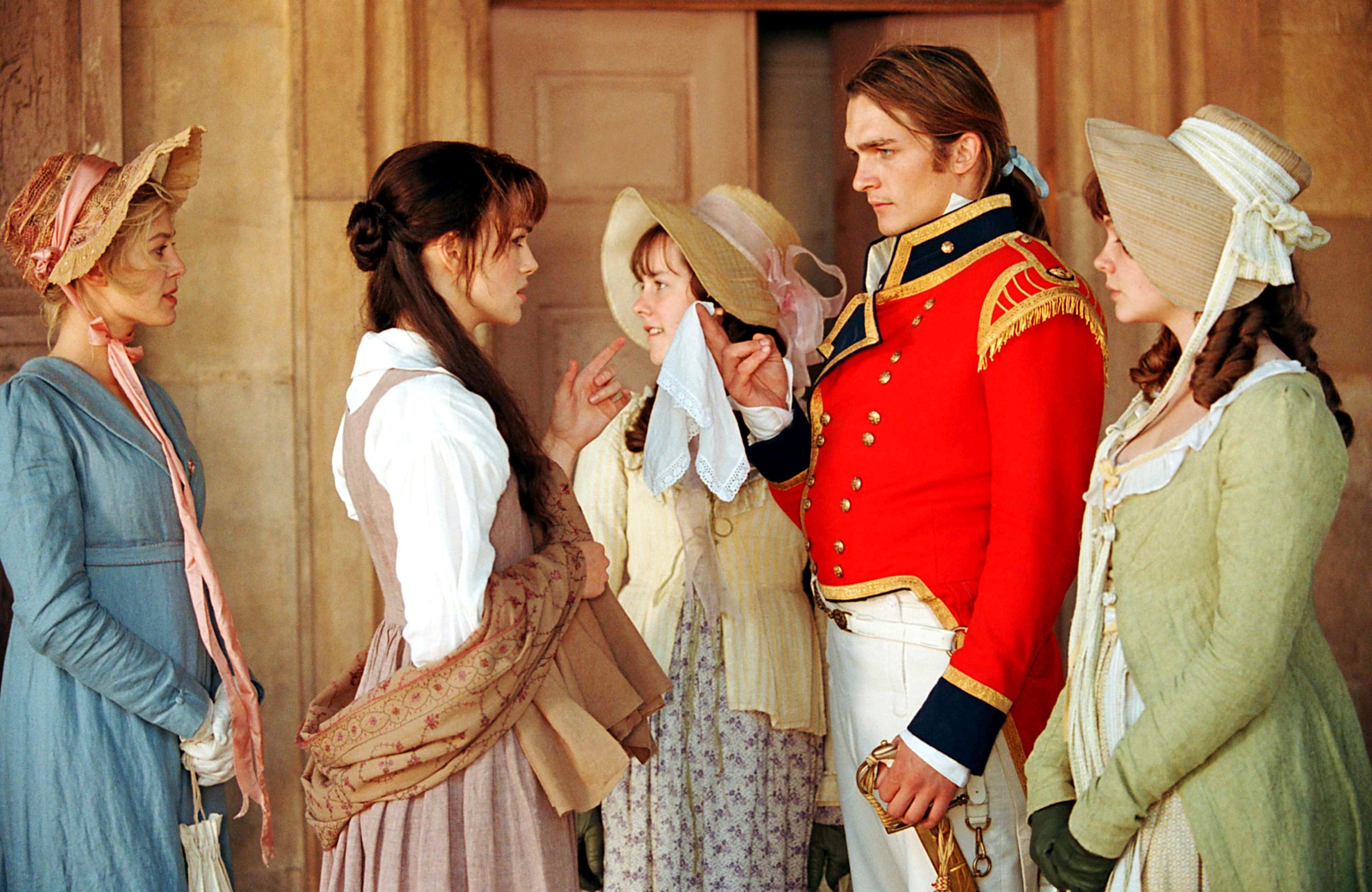pride and prejudice, rosamund pike, keira knightley, jena malone, rupert friend, carey mulligan, 2005, c focus featurescourtesy everett collection