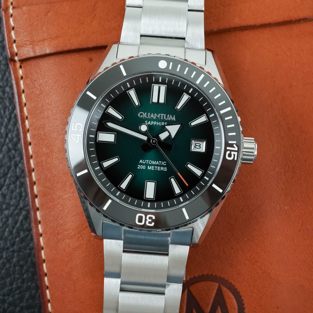 Quantum Barracuda BAR1208B Dive Watch Review - Automatic Affordable Dive Watch Video Review - 1