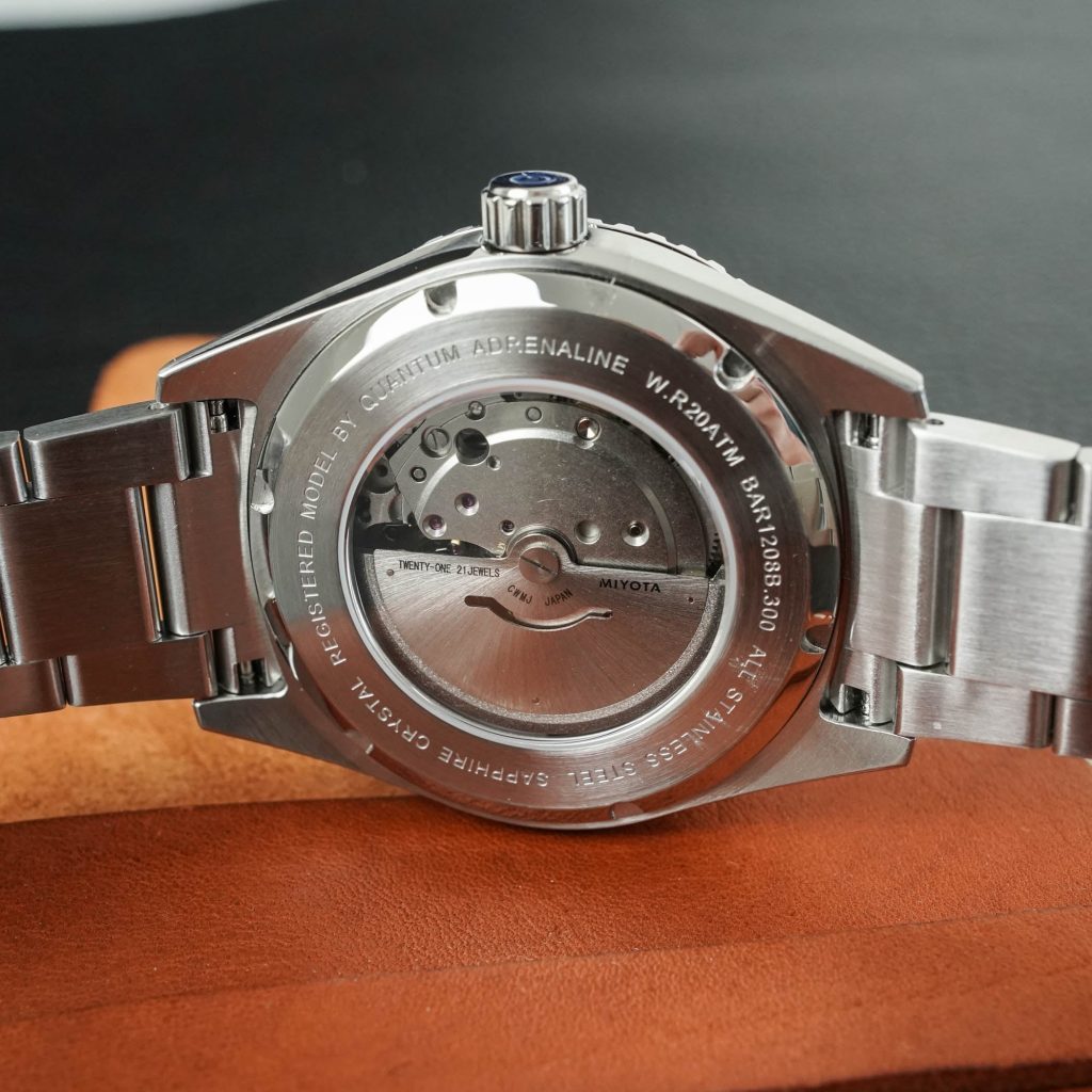 Quantum Barracuda BAR1208B Dive Watch Review - Automatic Affordable Dive Watch Video Review - 5
