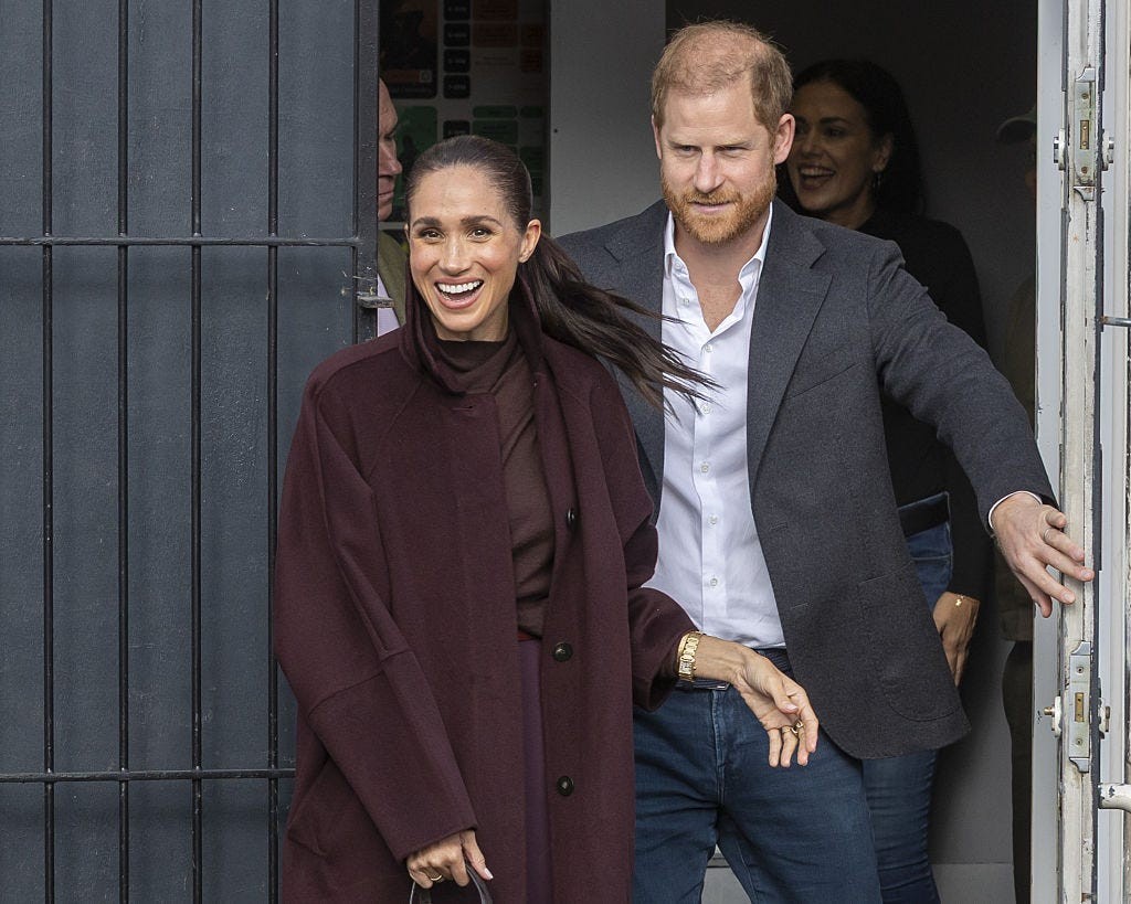 nottingham, united kingdom october 15 meghan l, the duchess of sussex and prince harry r, duke of sussex, depart after visiting the community recording studio, a youth and community charity established to give young people access to music and recording facilities, in nottingham, united kingdom, on october 15, 2026 photo by marcin nowakanadolu via getty images