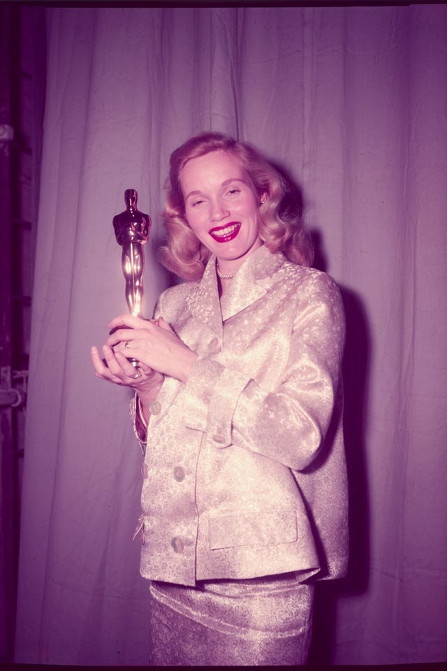 Eva Marie Saint Holding an Oscar