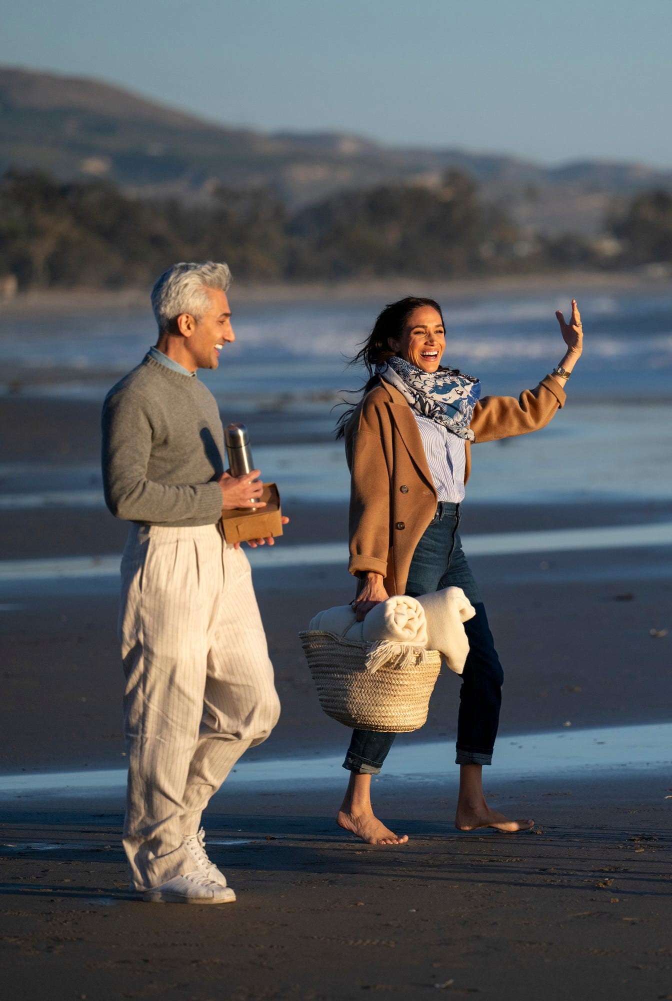 meghan markle on a beach