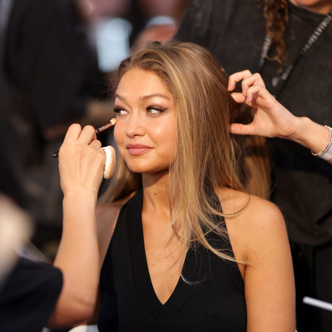 Victoria's Secret Fashion Show 2026 - Hair & Makeup