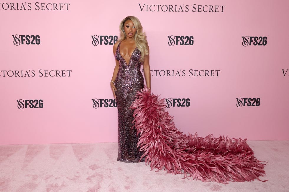 Victoria's Secret Fashion Show 2026 - Pink Carpet