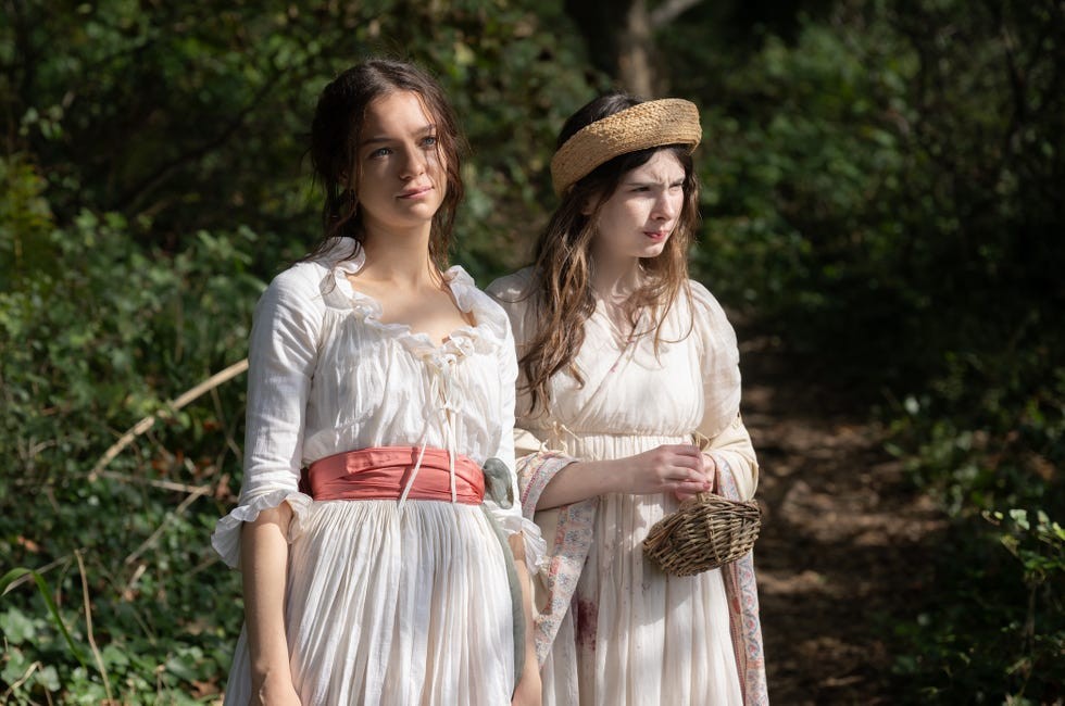 4258d04800222resmé creed miles stars as marianne dashwood and bodhi rae breathnach as margaret dashwood in sense and sensibility, a focus features releasecredit alex bailey © 2026 focus features llc