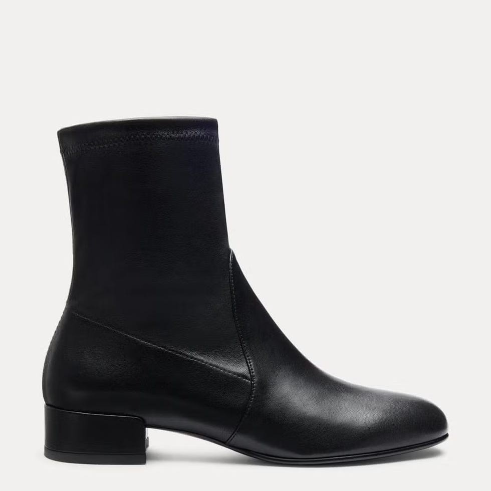 Bacari Bootie 25