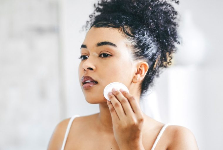 mineral-oil-as-makeup-remover-style-rave