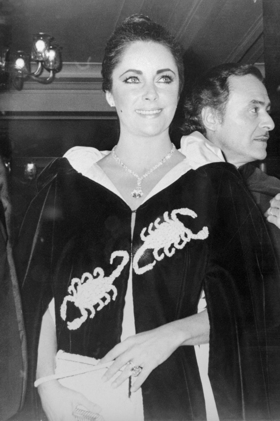Elizabeth Taylor Wearing Diamond Necklace