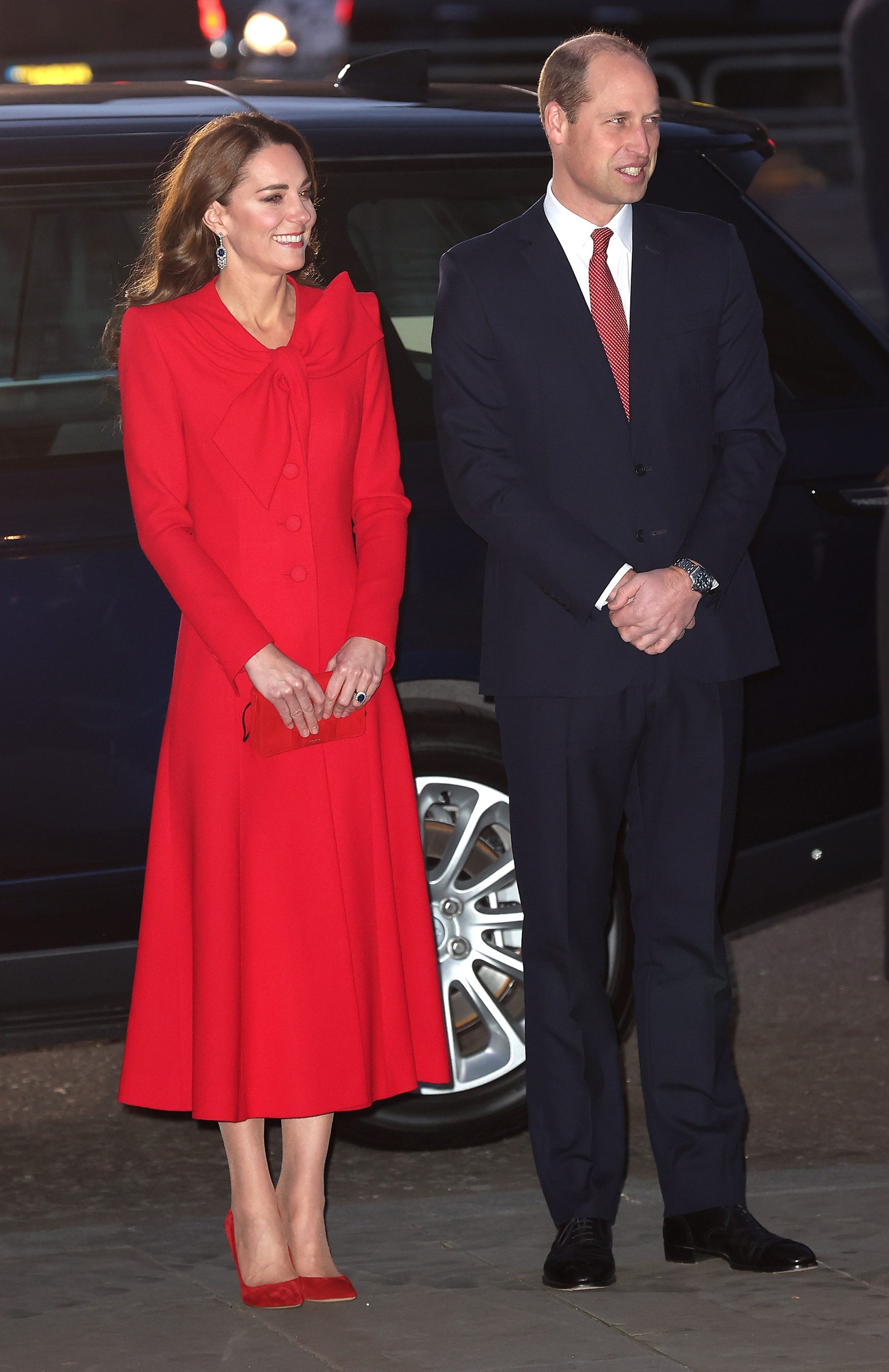 members of the royal family attend together at christmas community carol service
